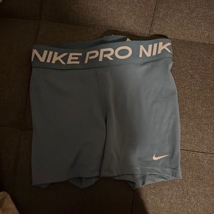 Selling blue nike pros